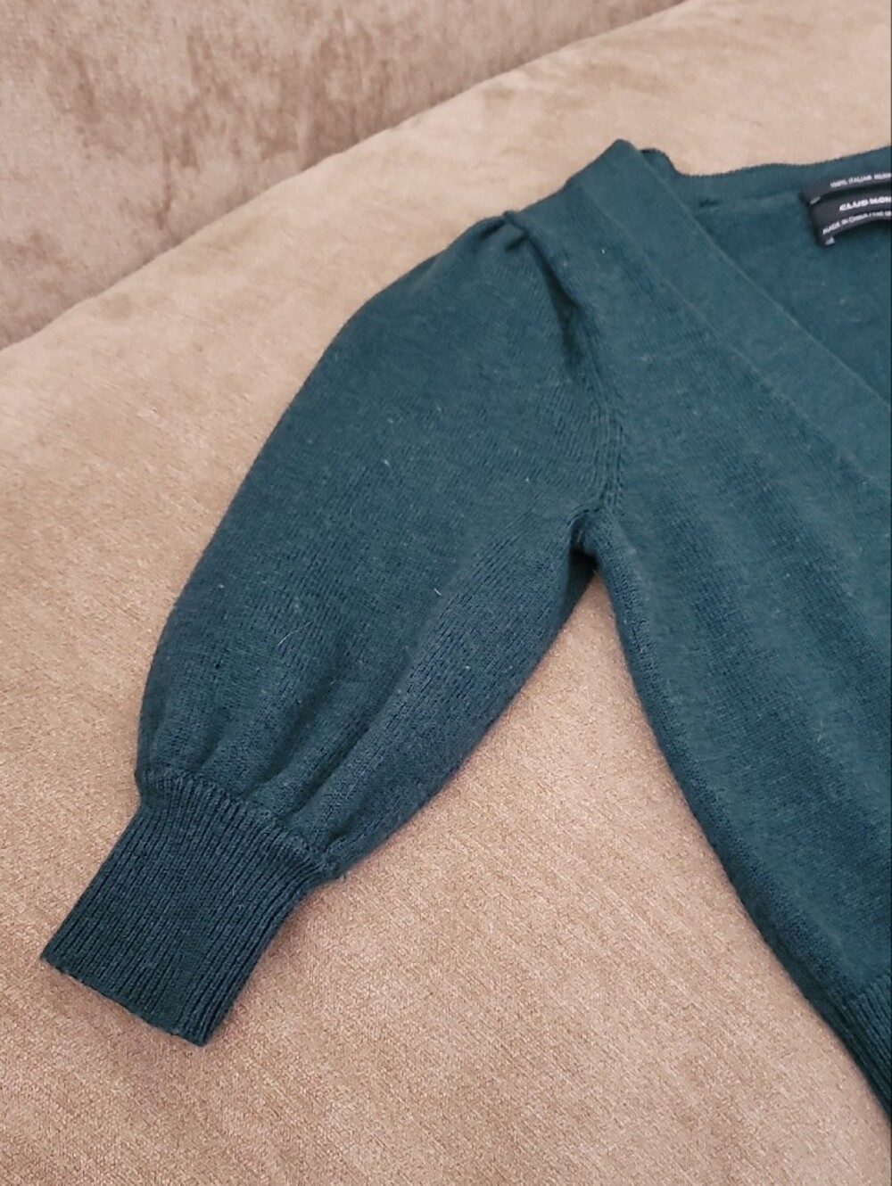 100% Italian Merino Wool Forest Green Button-Front Cardigan - Club Monaco - Picture 5 of 16